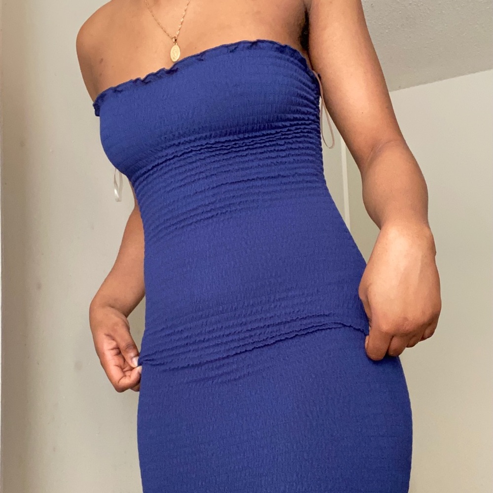 Scrunch NAVY BLUE bodycon dress💙🦋